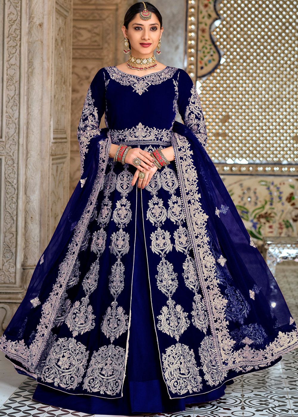 Top more than 153 lehenga with long blouse designs latest