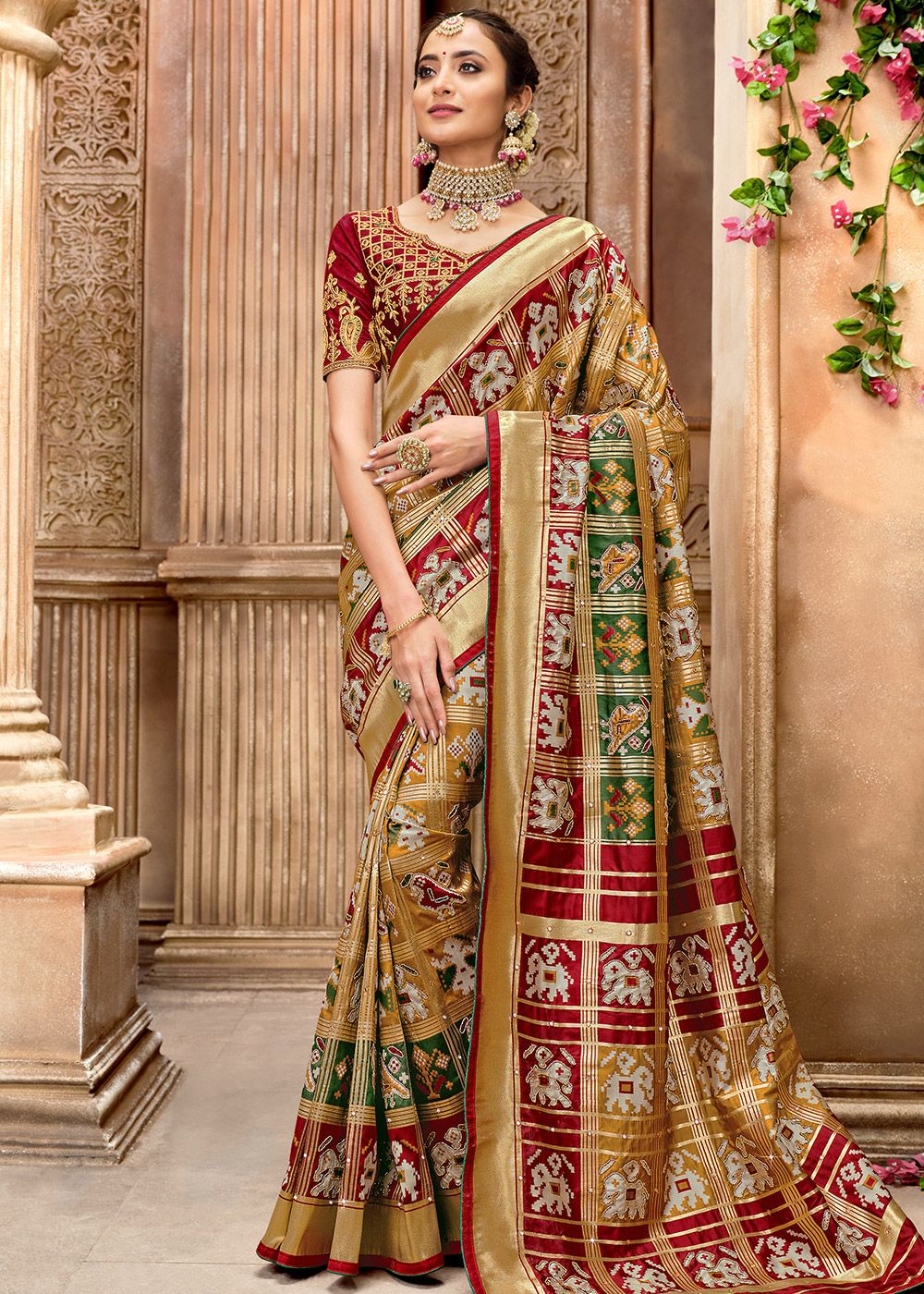 Buy Yellow Pure Latest Silk Traditional Wear Patola Saree Online From  Wholesalez.