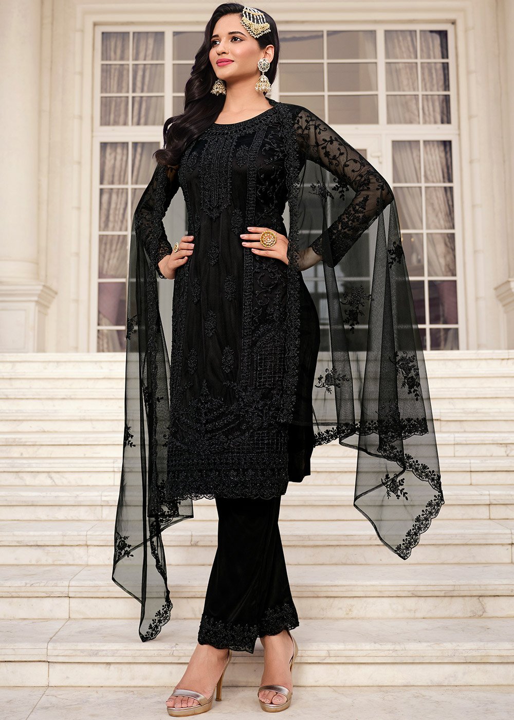 Black Embroidered Pant Suit Set In Georgette 4681SL04