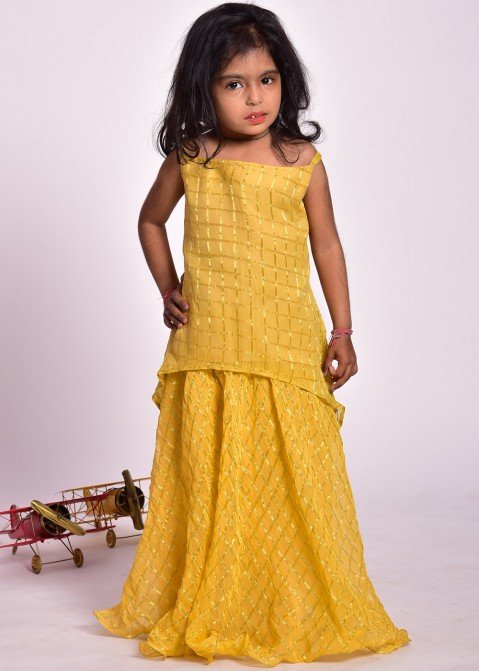 Buy Yellow Organza Printed Tie And Dye Motifs Lehenga Set For Girls by  FAYON KIDS Online at Aza Fashions.