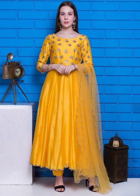 Yellow Chinon Embroidered Anarkali Set Design by Spring Diaries at Pernia's  Pop Up Shop 2024