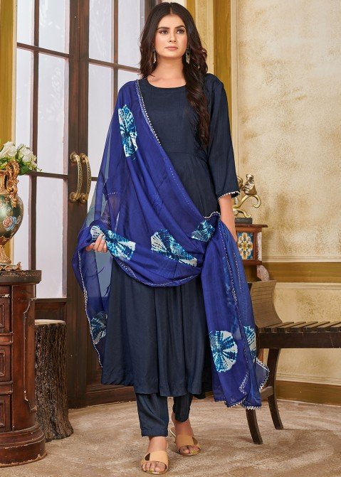 Stunning And Designer Silk Suit Design Ideas | Modern Plain Silk Suits  Design | Lace dress design, Kurti neck designs, Pakistani dresses casual