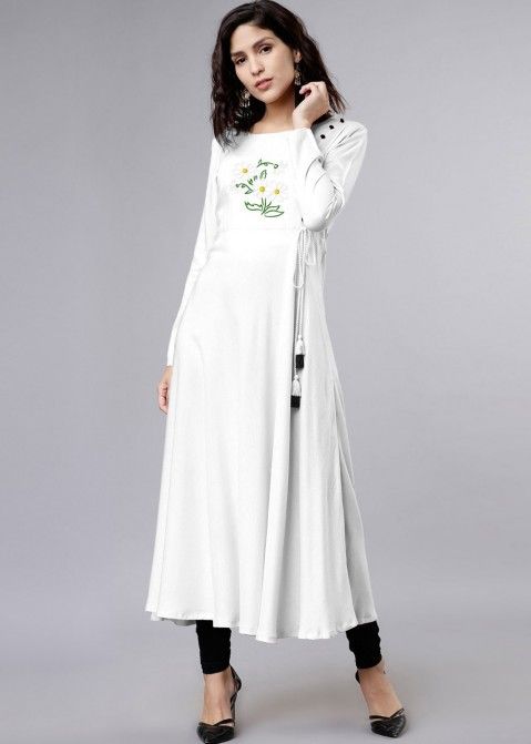 White Readymade Kurta Set With Floral Embroidery