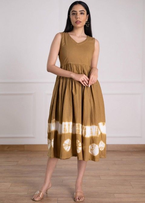 Brown Flared Dress In Tie-Dye Print