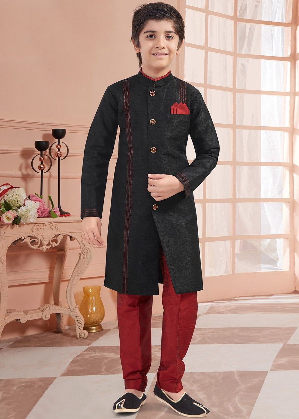 Top 6 Indian Wedding Outfits for Grooms | Sherwani for men wedding, Indian  bride photography poses, Indian wedding poses