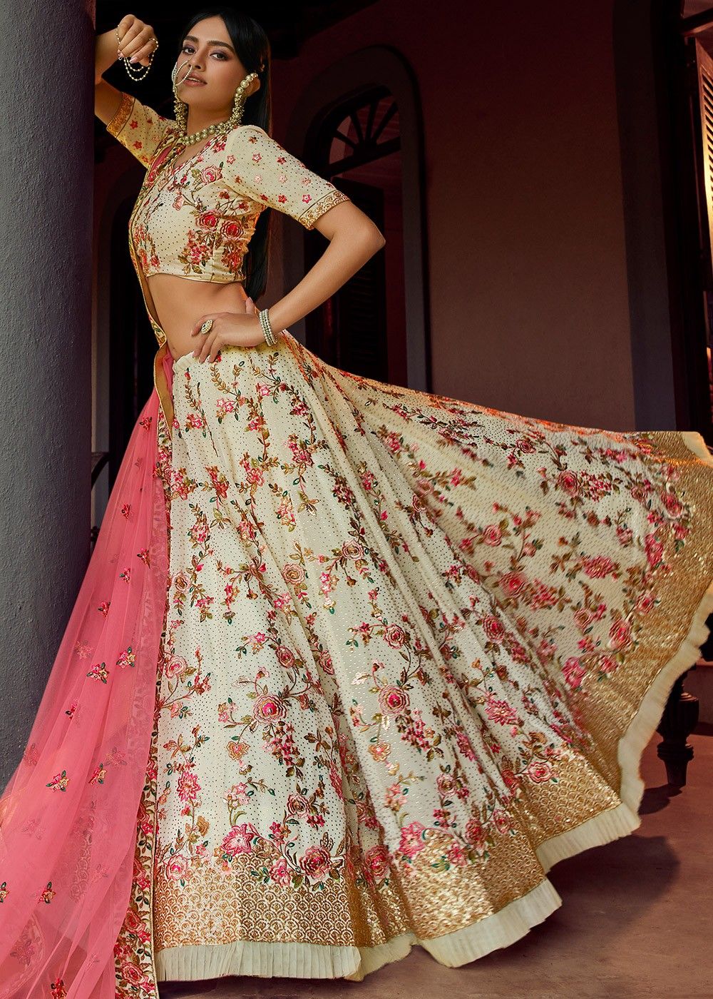 Shop White Lehenga for Women Online from India's Luxury Designers 2023