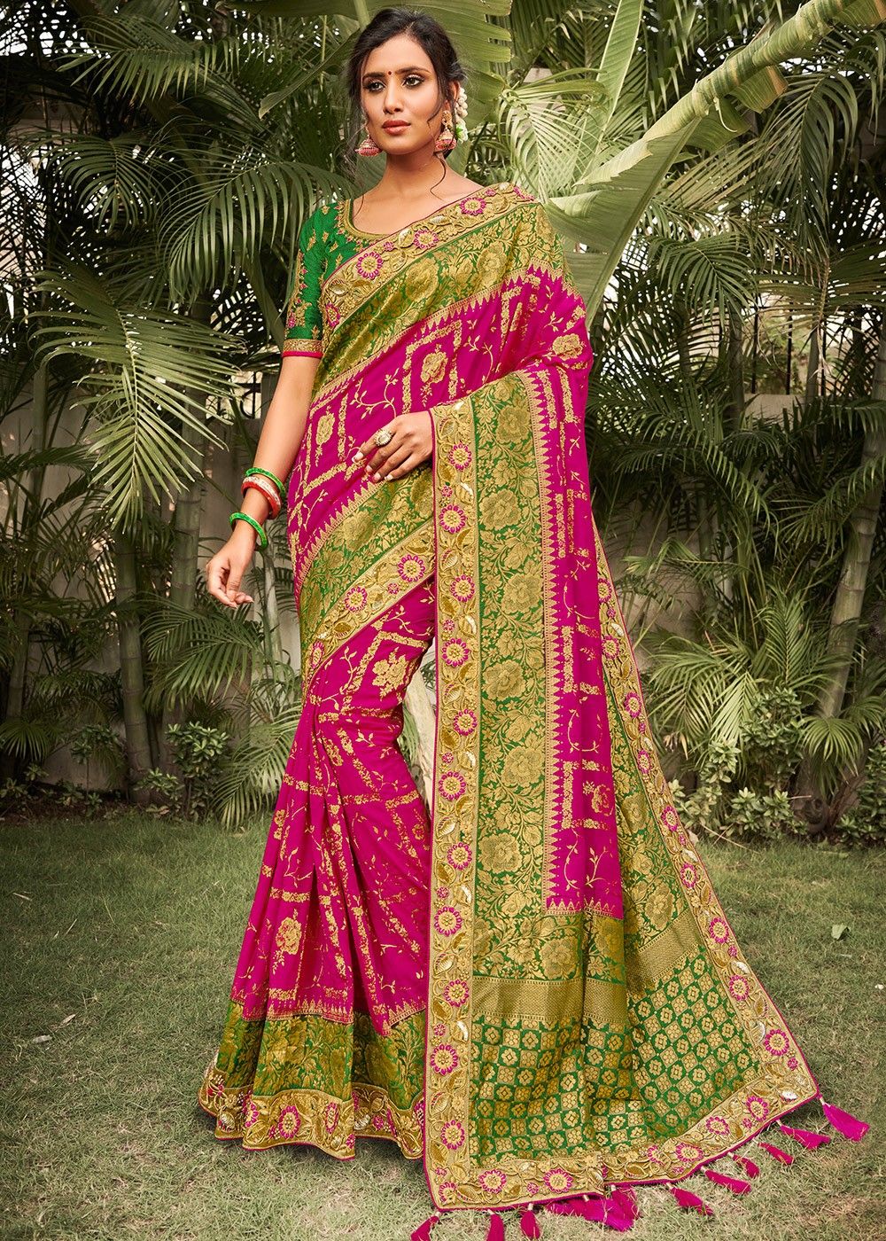 Buy Attractive Magenta Zari Weaving Silk Wedding Wear Saree - Zeel Clothing