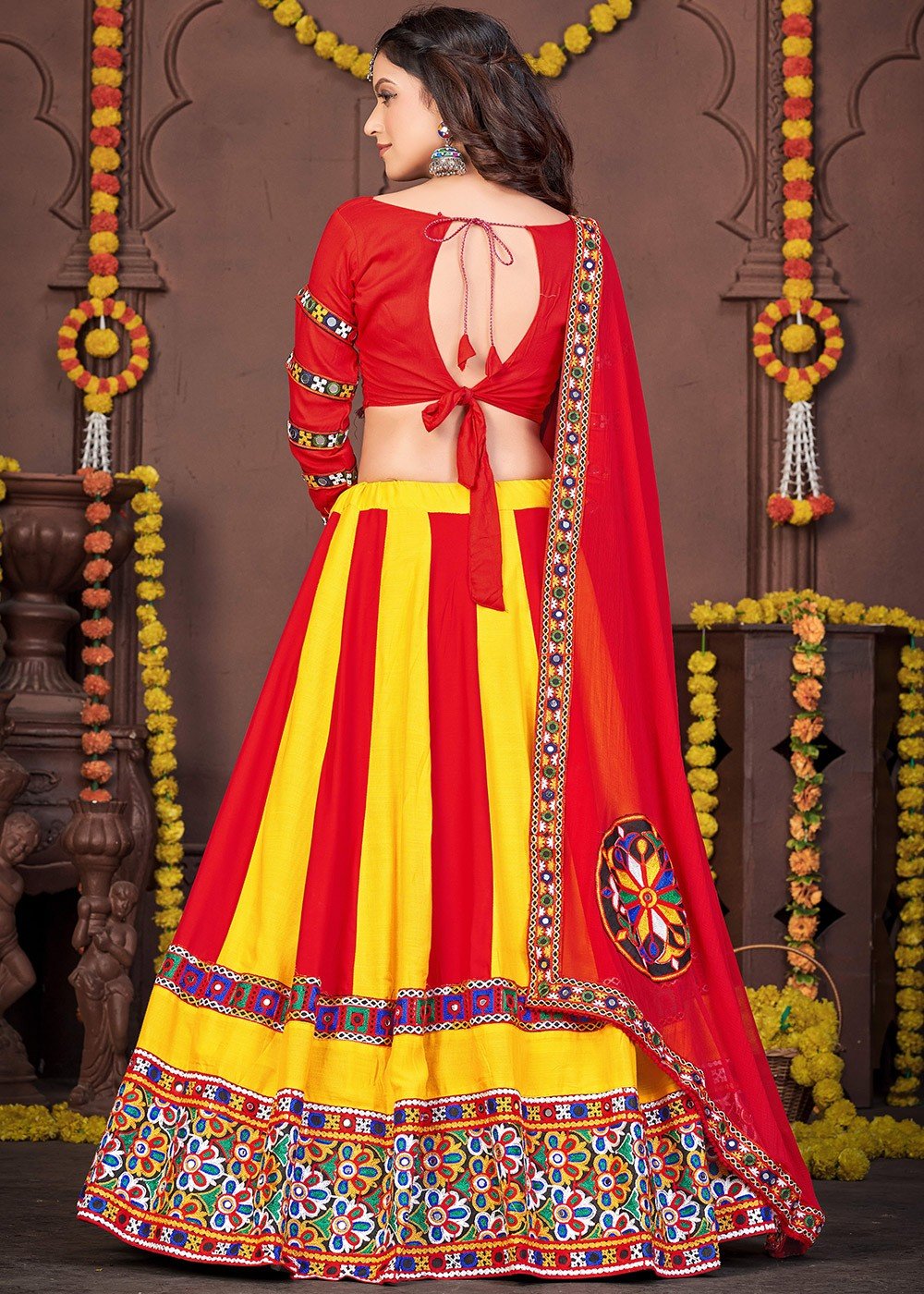 Lehenga Colour Combinations For 2023 Brides | Indian wedding dress, Indian  bride, Pakistani bridal wear