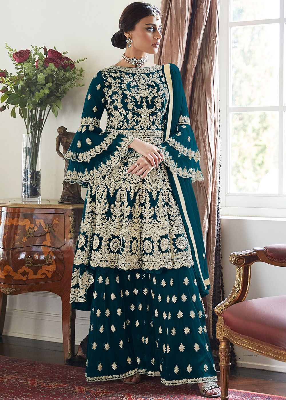 Sharara Pattern Suit | vlr.eng.br