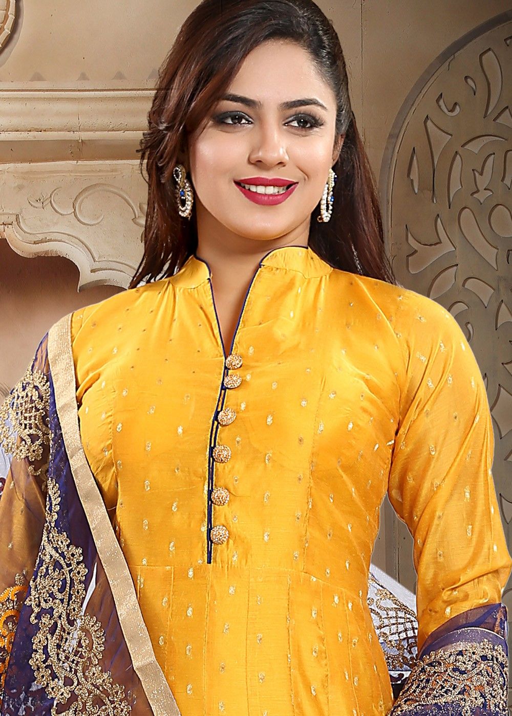 AARA women's Sheen Green Ethnic Suit Set in Silk With Front Slit and Contrast  Dupatta (Avl. in Honey Yellow) - Aara Couture