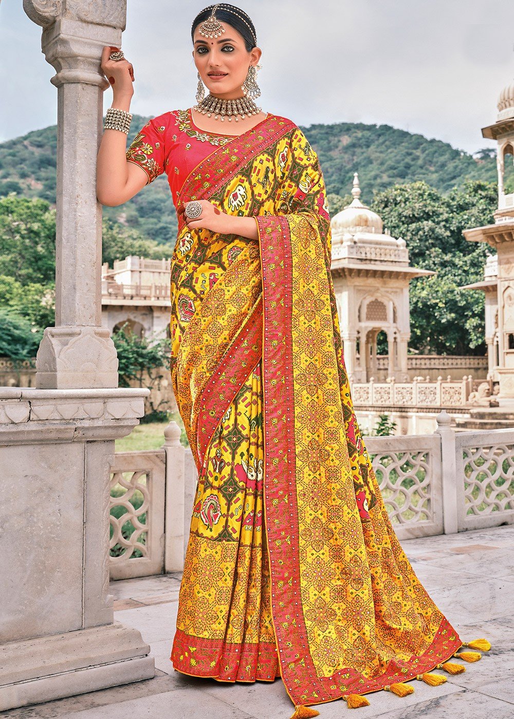 Buy SHREE LAXMIPATI SAREES Printed, Checkered Bandhani Chiffon Multicolor  Sarees Online @ Best Price In India | Flipkart.com