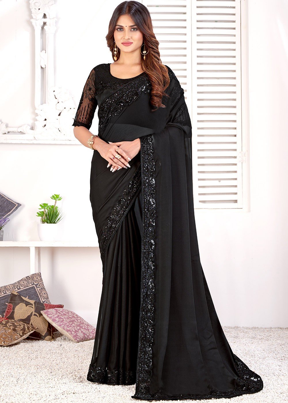 Buy Aynaa Anamika Black Saree with Stitched Blouse online