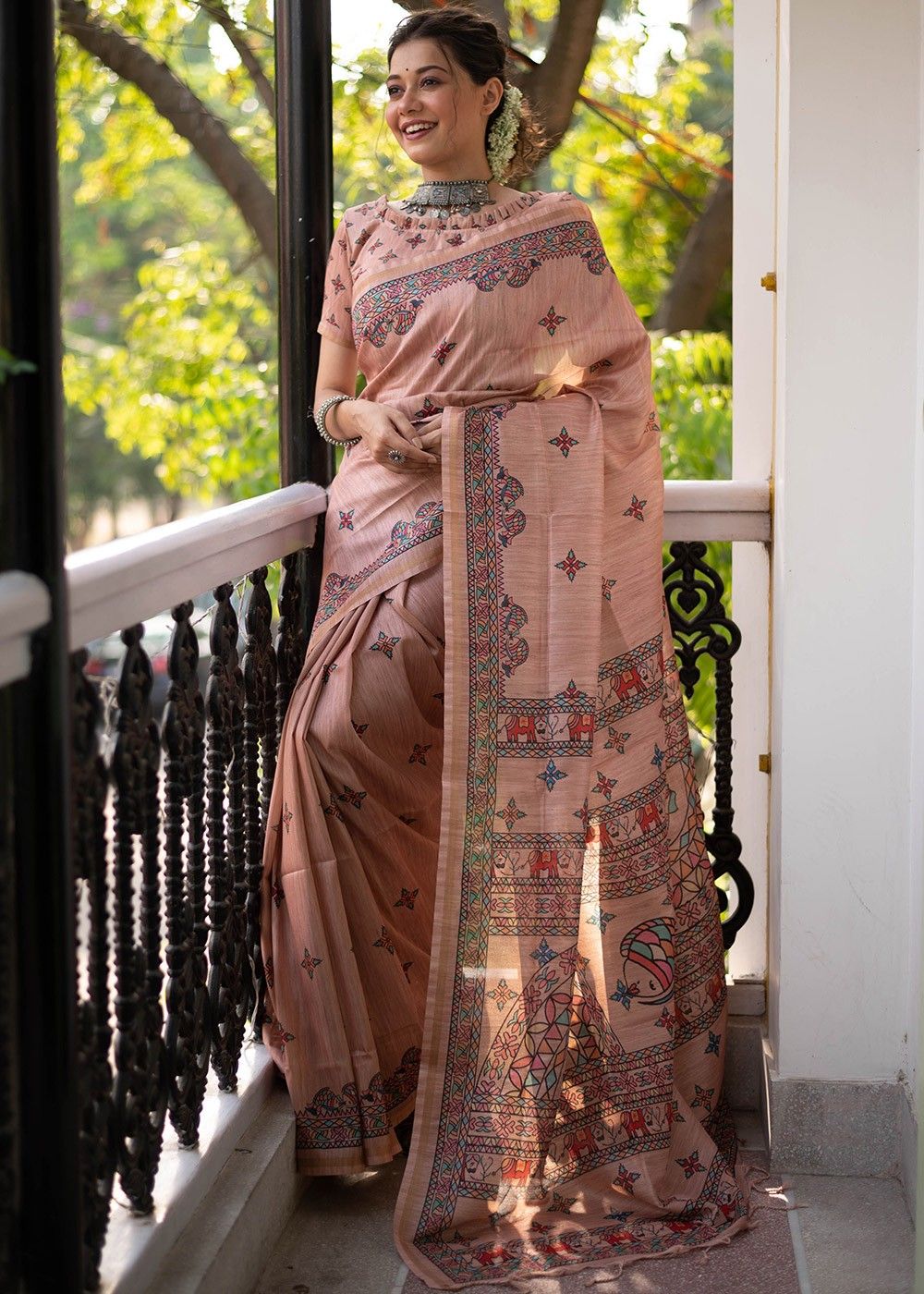 Nail Your Traditional Look With These Classy Silk Sarees!