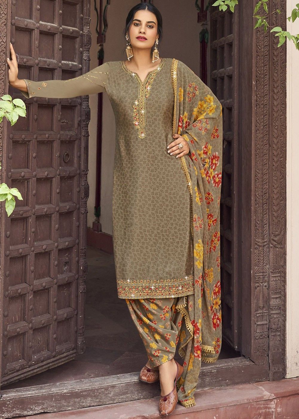 Wonderous Crepe Silk Printed Patiala Suit -