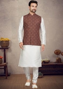 Off White Kurta Pajama & Nehru Jacket In Digital Print