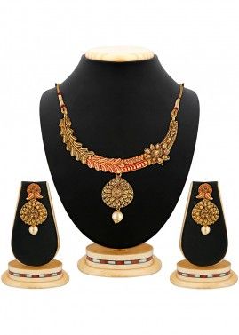 Brown Stone Studed Golden Necklace Set
