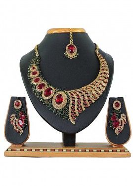 Stone Studded Green And Red Necklace Set