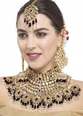 Pearls And Kundan Studded Black Choker Necklace Set