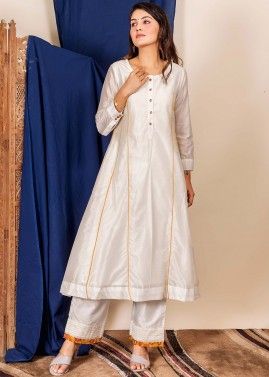 Readymade Anarkali Kameez Pant Set In Off White