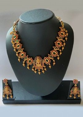Golden Traditional Stone Studded Necklace Set