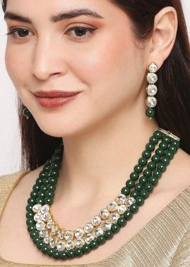 Kundan Studded Green Necklace Set