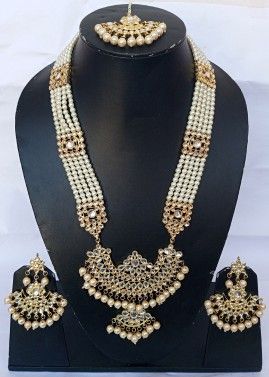Cream Kundan Studded Necklace Set
