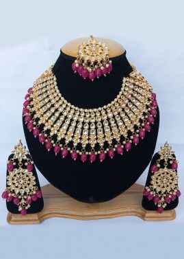 Pink Alloy Based Kundan Necklace Set