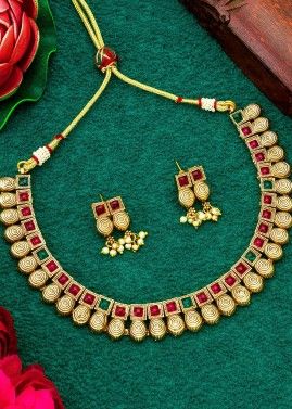 Golden Embossed Necklace Set