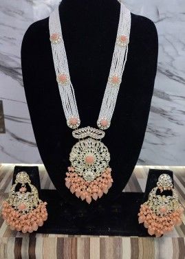 Peach Kundan Studded Necklace Set