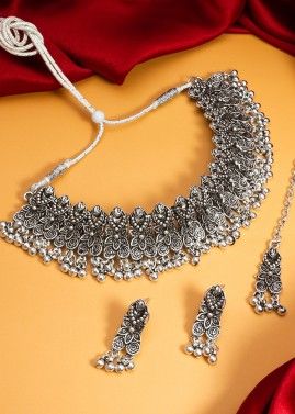 Silver Embossed & Oxidised Necklace Set