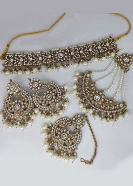 White Stone Studded Choker Necklace Set With Passa
