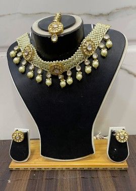 White Pearls Work Necklace Set