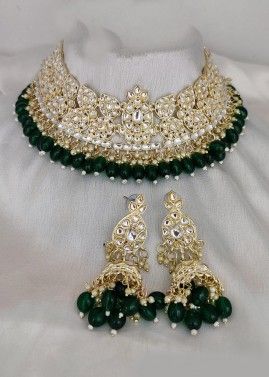 Green Studded Kundan Necklace Set