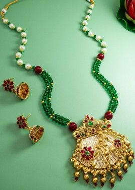 Green Embossed Detailed Necklace Set