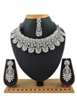 White Stone Studded Necklace Set