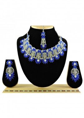 Stone Studded Necklace Set In Blue