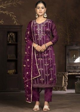 Purple Embroidered Pant Suit In Rayon