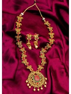 Golden Pink Traditional Stone Studded Necklace Set