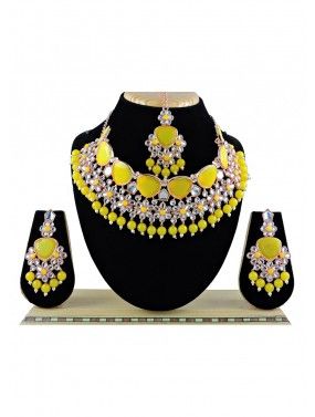 Yellow Studded Stone Necklace Set