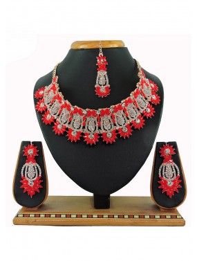 Red Necklace Set In Stone Work