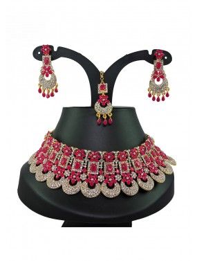 Stone Studded Pink Necklace Set