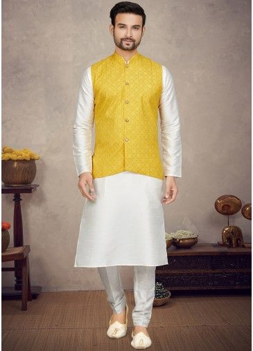 Off White Kurta Pajama & Printed Nehru Jacket