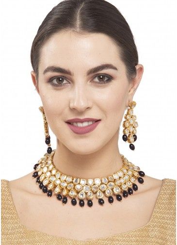 Kundan Studded And Pearls Black Necklace Set