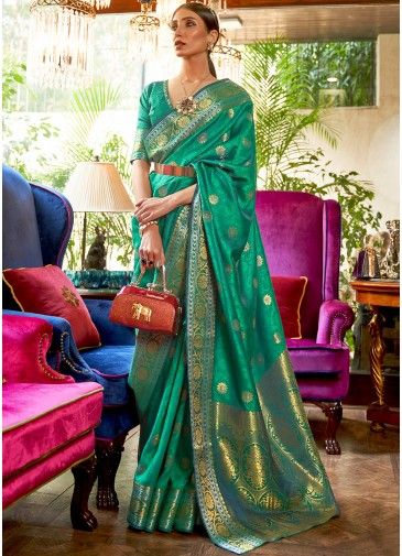 Green Kanjivaram Silk Saree In Woven Detail