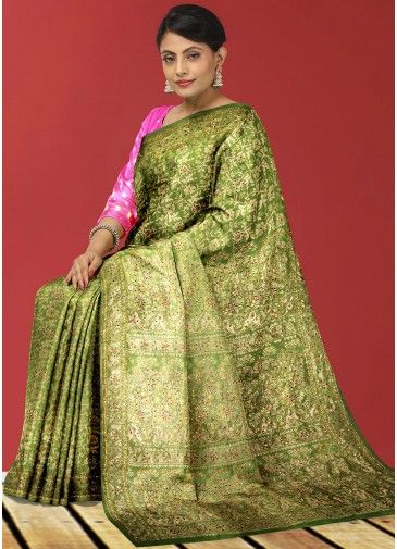 Green Woven Kanjivaram Silk Saree With Blouse