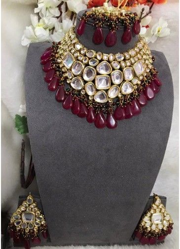 Maroon Kundan Studded Necklace Set With Earrings