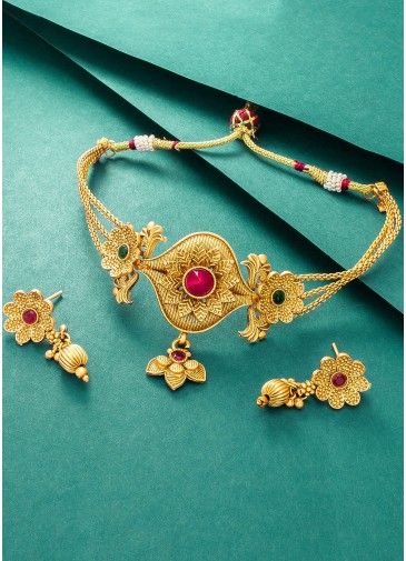 Golden Choker Necklace Set In Embossed Designs