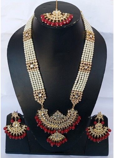 Red Alloy Based Kundan Necklace Set