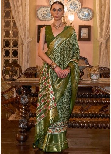 Green Printed Saree & Blouse In Patola Silk