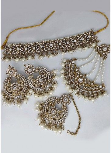 White Stone Studded Choker Necklace Set With Passa